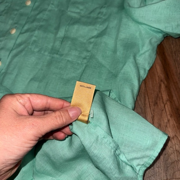 Investments Gold Label • 100% Linen Button Down - Picture 8 of 10